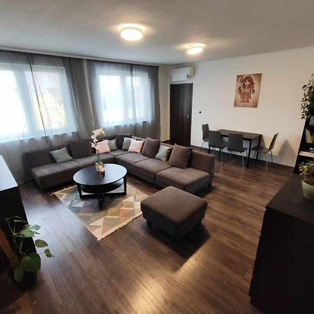 Apartman Dominika Apartment Rovinka Exterior foto